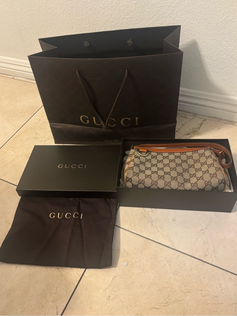 Vintage Gucci Abbey D-Ring GG Canvas Pochette Shoulder Bag Beige Brown